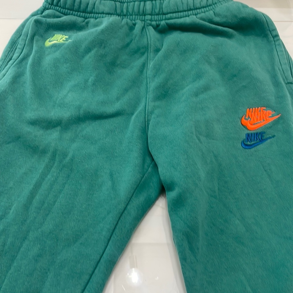 Men’s Nike sweats